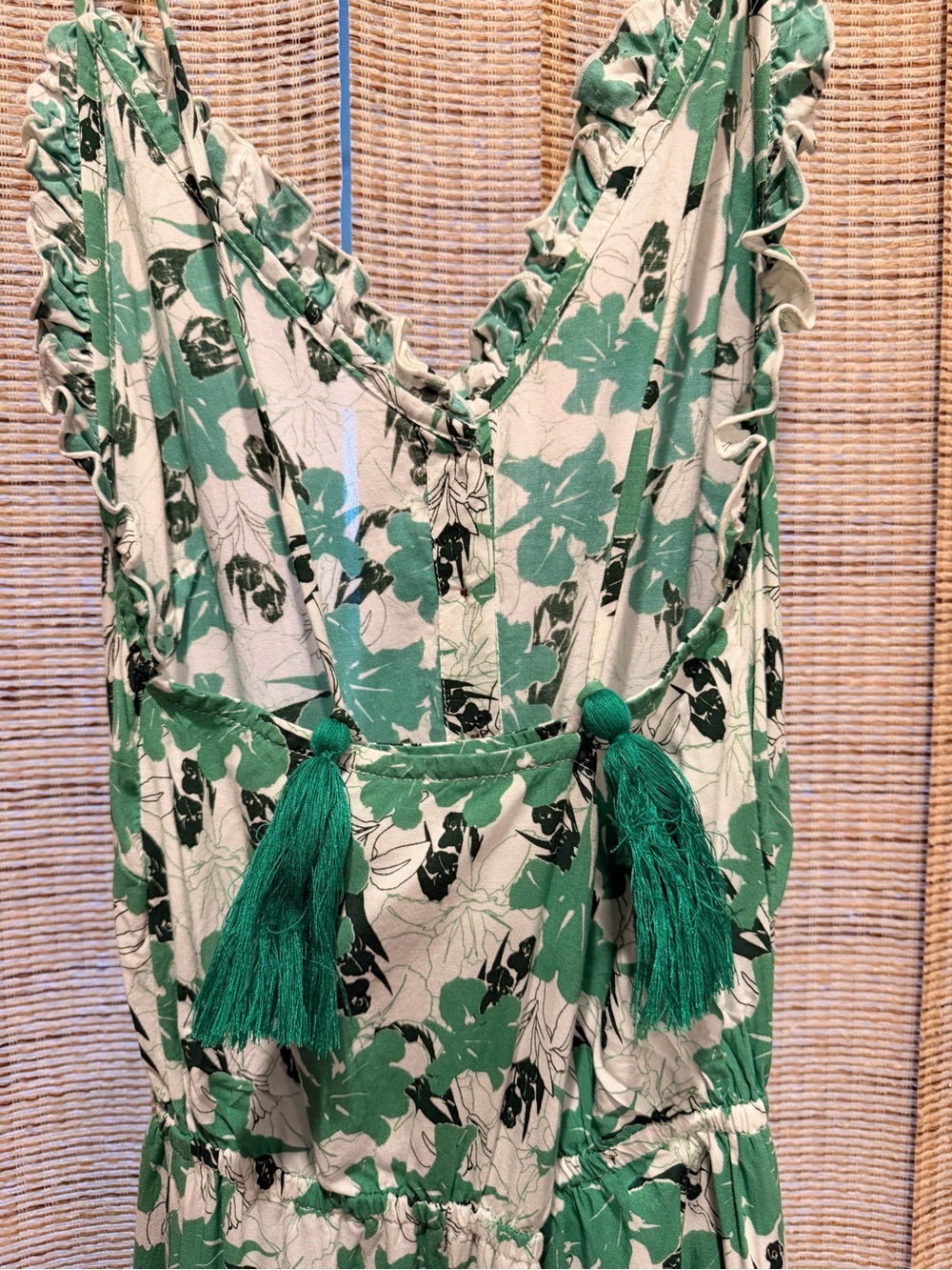 Aila Blue- like new- holiday green maxi dress - Picture 5 of 7